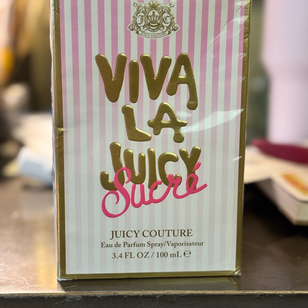 Juicy Couture Viva La Juicy Sucre Eau de Parfum 3.4 oz, New in sealed box - Picture 8 of 11